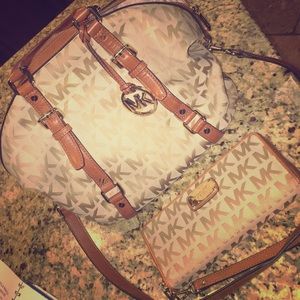 Micheal Kors bag and wallet
